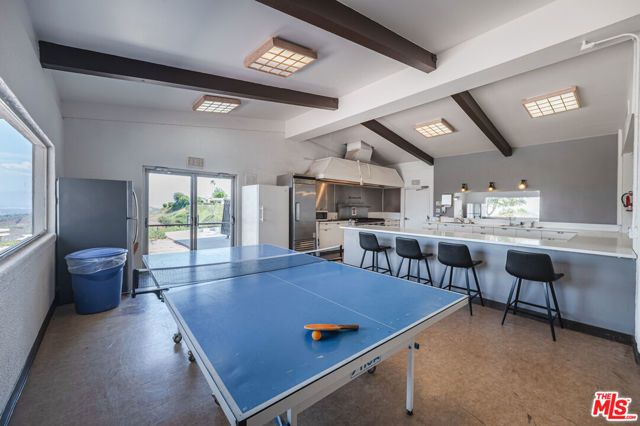 120 Navajo Lane, Topanga (los Angeles), CA 90290