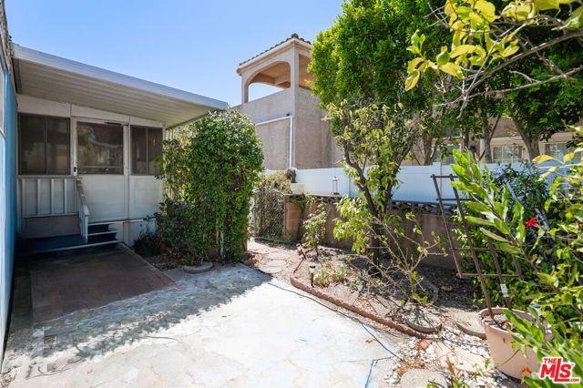 120 Navajo Lane, Topanga (los Angeles), CA 90290