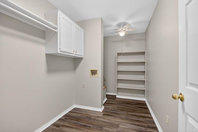 1212 River Oaks Drive, Benton, AR 72019