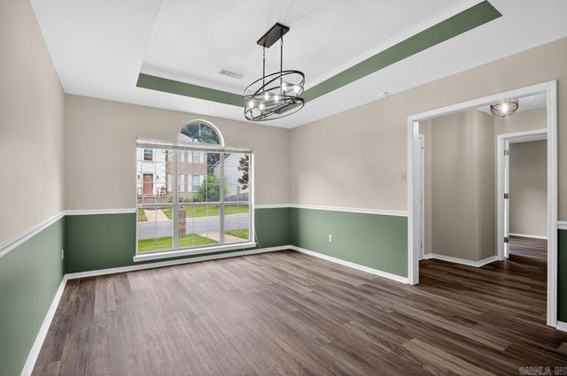 1212 River Oaks Drive, Benton, AR 72019
