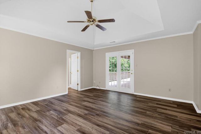 1212 River Oaks Drive, Benton, AR 72019