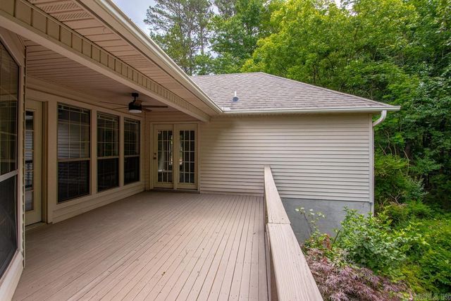 1212 River Oaks Drive, Benton, AR 72019