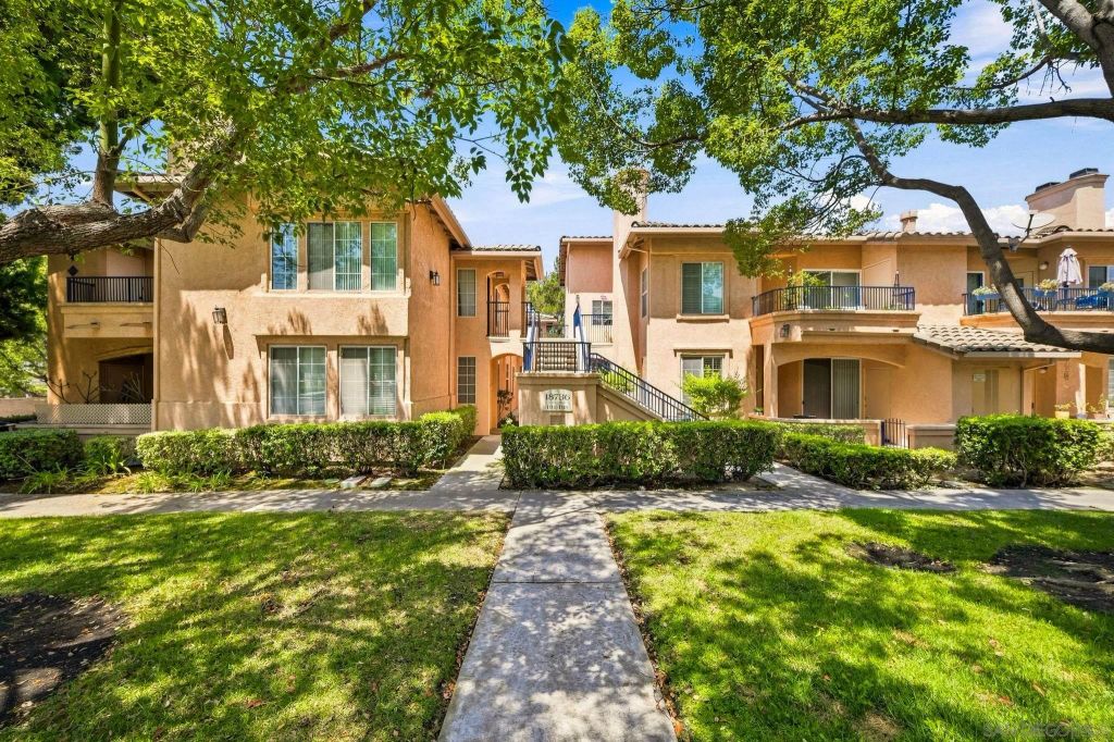 18736 Caminito Cantilena 194, San Diego, CA 92128
