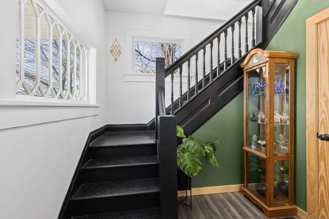 101 River Court, St. Louis, MI 48880