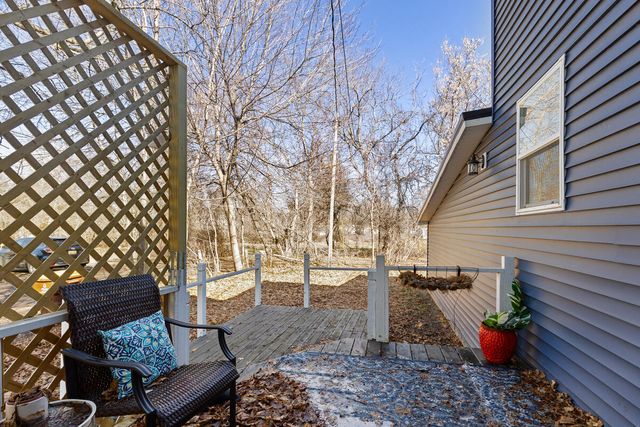 101 River Court, St. Louis, MI 48880