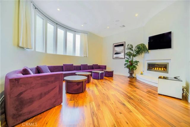 3964 Sumac Drive, Sherman Oaks, CA 91403