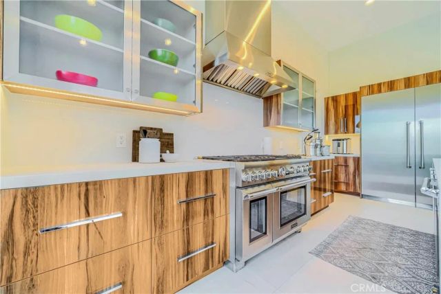 3964 Sumac Drive, Sherman Oaks, CA 91403
