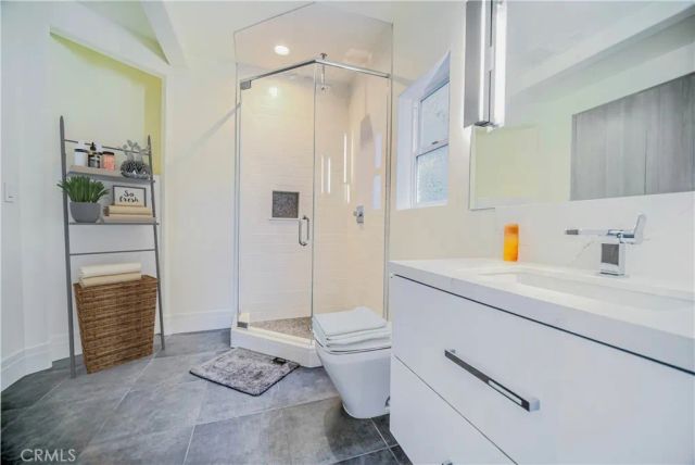 3964 Sumac Drive, Sherman Oaks, CA 91403