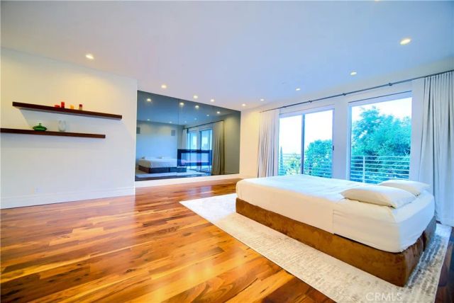 3964 Sumac Drive, Sherman Oaks, CA 91403