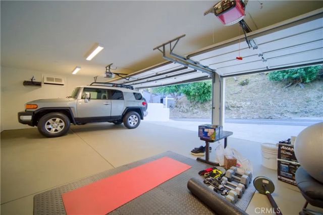 3964 Sumac Drive, Sherman Oaks, CA 91403