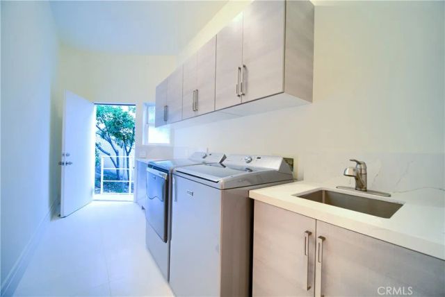 3964 Sumac Drive, Sherman Oaks, CA 91403