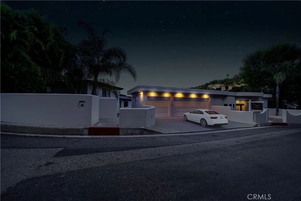 3964 Sumac Drive, Sherman Oaks, CA 91403