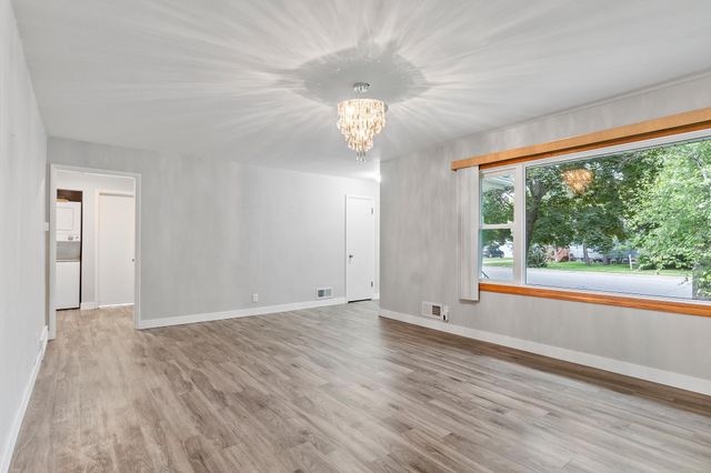 1407 Elm Street, Alexandria, MN 56308