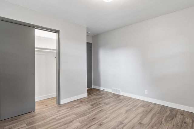 1407 Elm Street, Alexandria, MN 56308