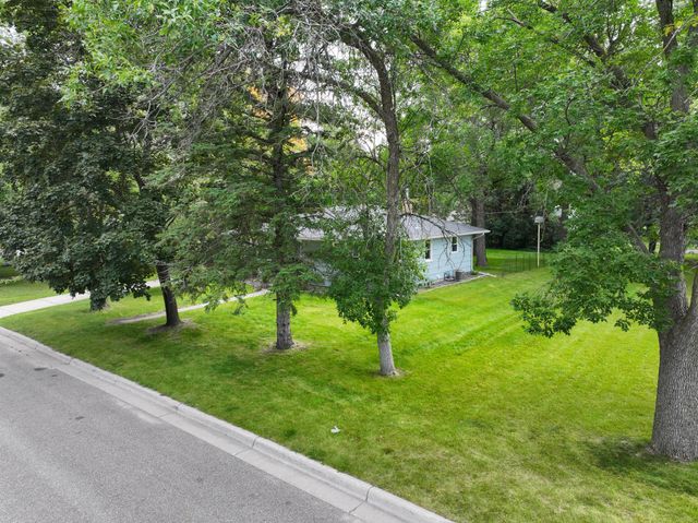 1407 Elm Street, Alexandria, MN 56308