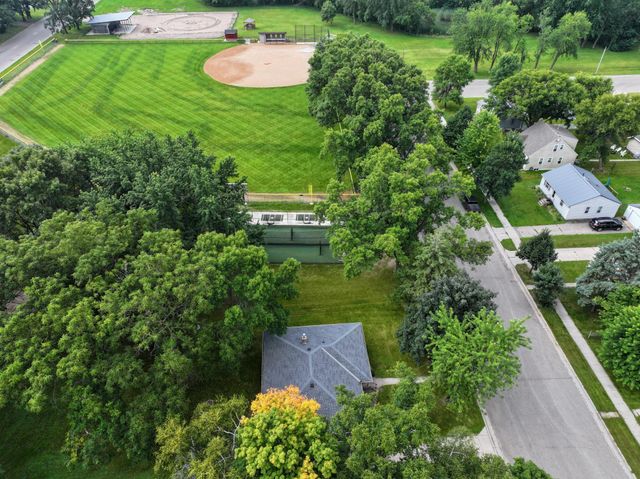 1407 Elm Street, Alexandria, MN 56308