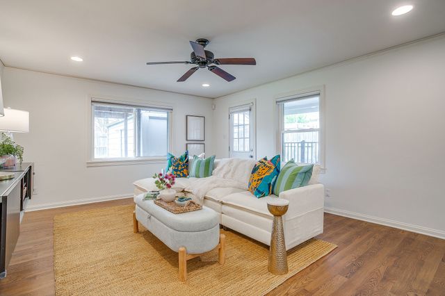 4029 El Campo Avenue, Fort Worth, TX 76107