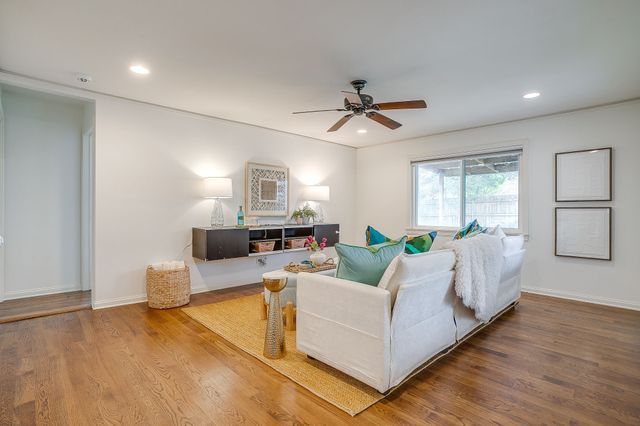 4029 El Campo Avenue, Fort Worth, TX 76107