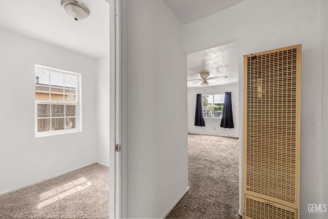 10001 Waco Avenue, Lamont, CA 93241