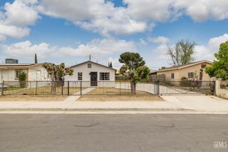 10001 Waco Avenue, Lamont, CA 93241