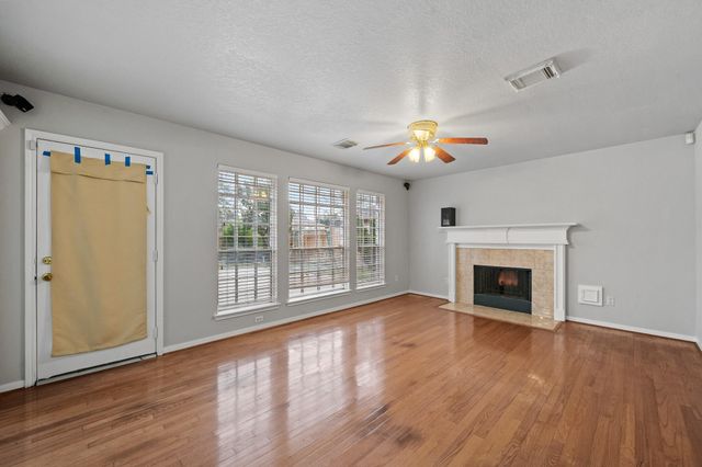 3321 Sapling Oak Drive, Houston, TX 77082