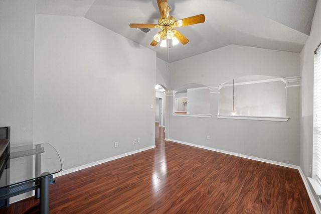 3321 Sapling Oak Drive, Houston, TX 77082