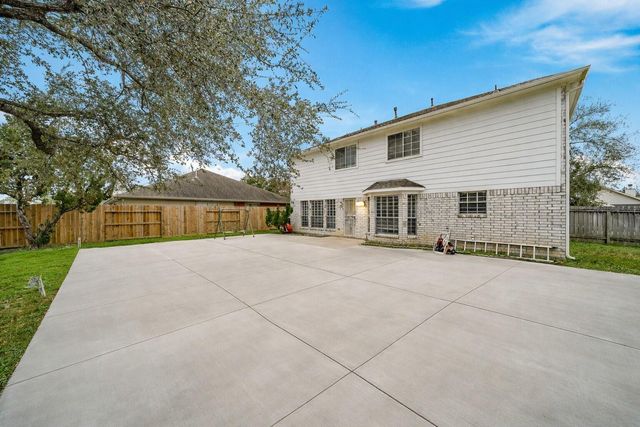 3321 Sapling Oak Drive, Houston, TX 77082