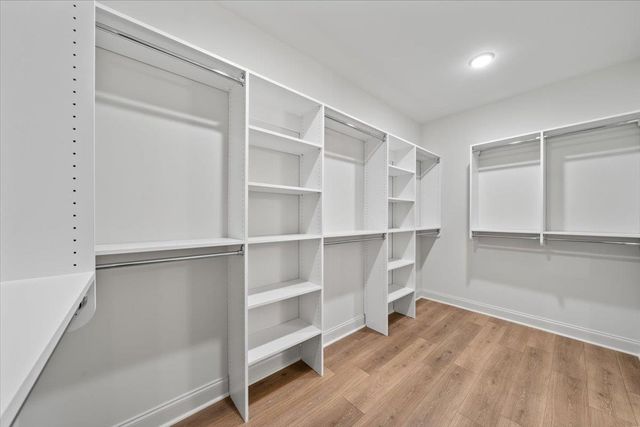 925 ALDWICK DR, Collierville, TN 38017