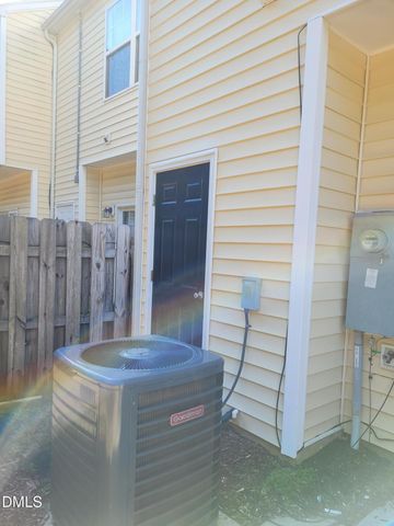 1505 Oxleymare Drive, Raleigh, NC 27610