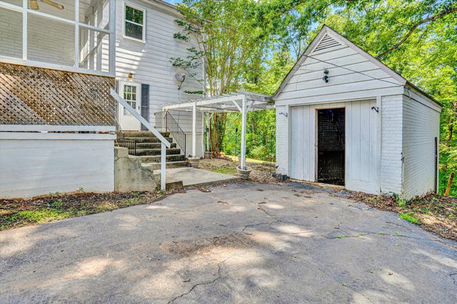1027 Mulberry RD, Martinsville, VA 24112