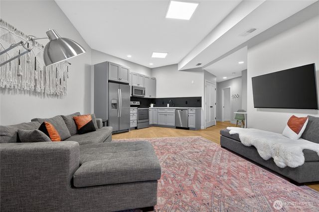 19209 olympic view Drive, Edmonds, WA 98020