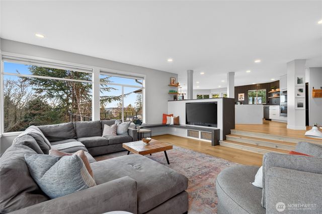 19209 olympic view Drive, Edmonds, WA 98020