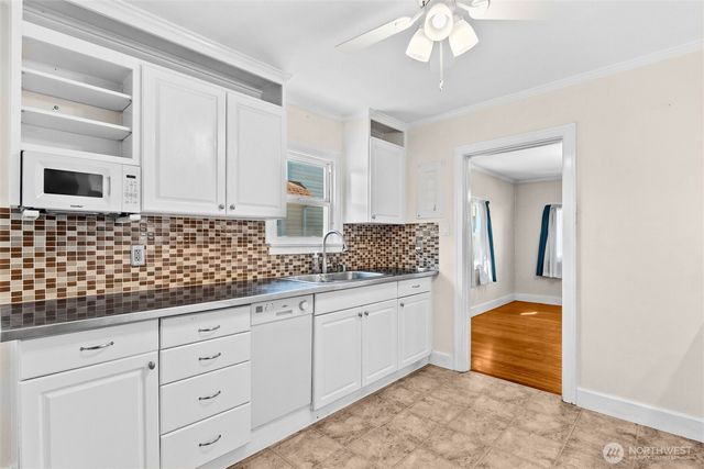 1507 S M Street, Tacoma, WA 98405