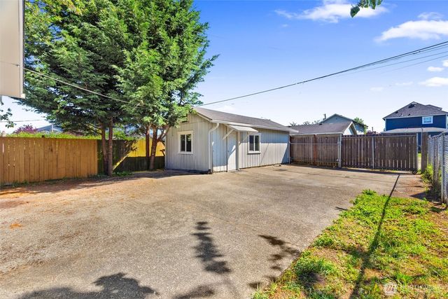 1507 S M Street, Tacoma, WA 98405
