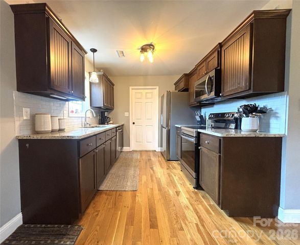 2899 Icard Ridge Road, Granite Falls, NC 28630