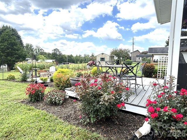 2899 Icard Ridge Road, Granite Falls, NC 28630