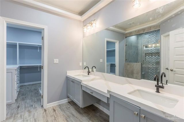 1406 Tee Box Drive, Weslaco, TX 78596