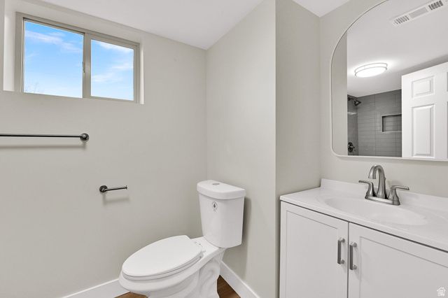 1009 N 250 W, Sunset, UT 84015