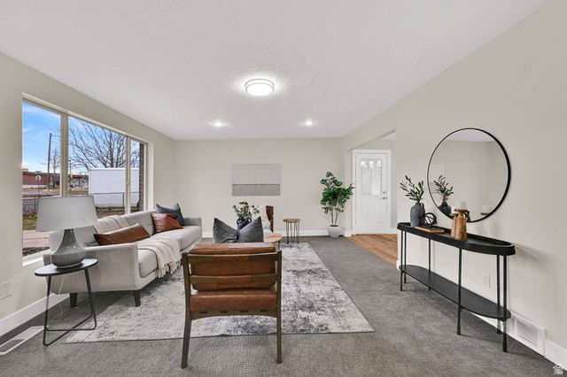 1009 N 250 W, Sunset, UT 84015