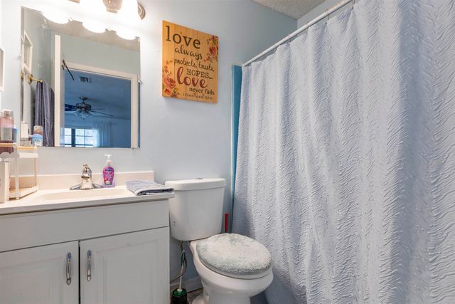 4240 New Hampshire Road, Elkton, FL 32033