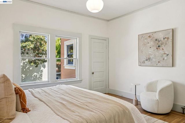 2221 Roosevelt, Berkeley, CA 94703