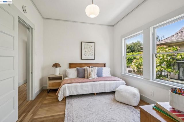 2221 Roosevelt, Berkeley, CA 94703