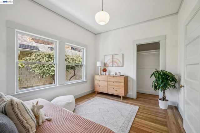 2221 Roosevelt, Berkeley, CA 94703