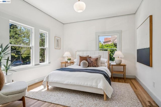 2221 Roosevelt, Berkeley, CA 94703