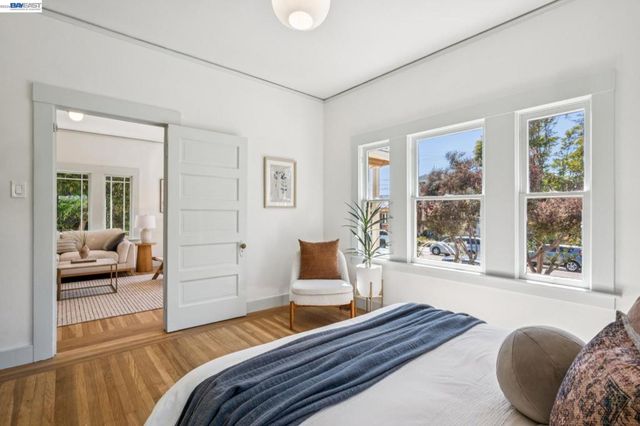 2221 Roosevelt, Berkeley, CA 94703