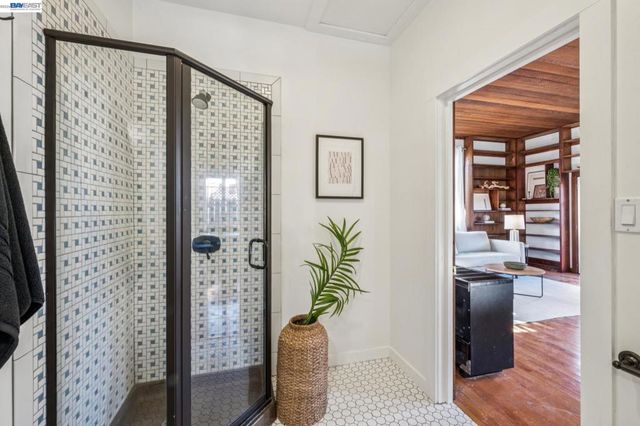 2221 Roosevelt, Berkeley, CA 94703