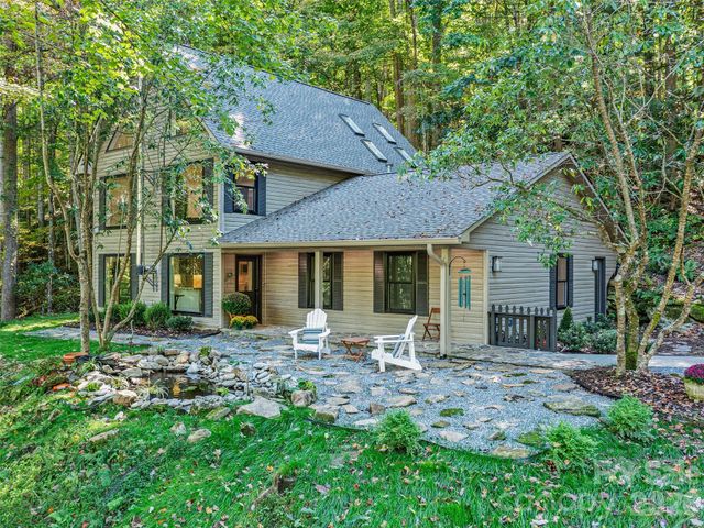 81 Summer Trees Lane, Burnsville, NC 28714