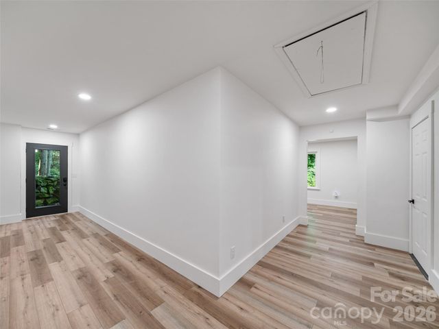 81 Summer Trees Lane, Burnsville, NC 28714