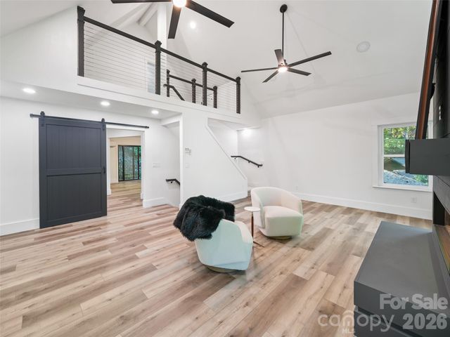 81 Summer Trees Lane, Burnsville, NC 28714