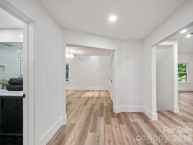 81 Summer Trees Lane, Burnsville, NC 28714